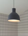 MUUTO Unfold taklampa mörkgrå, fint skick!