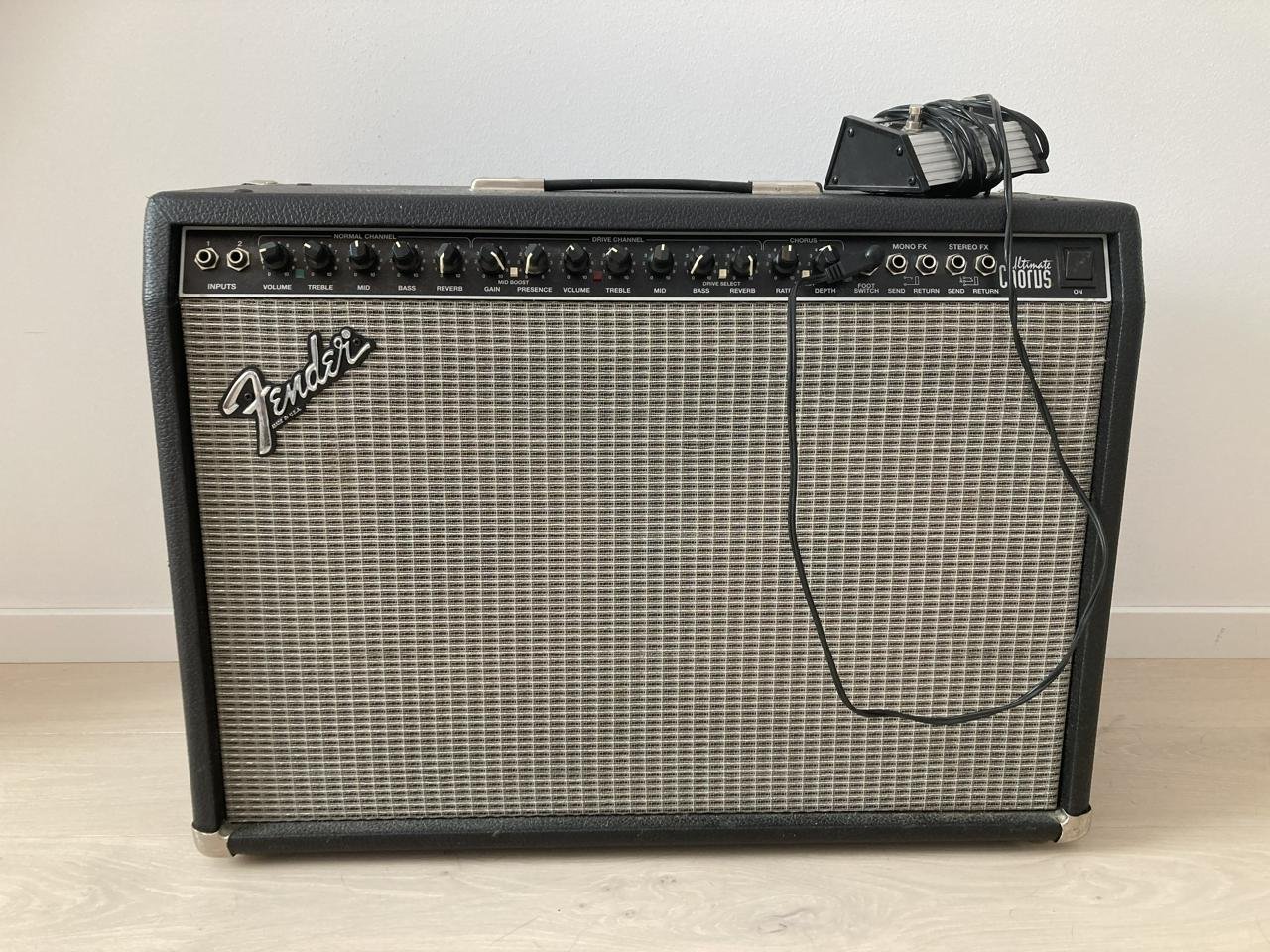 Fender Ultimate Chorus 2*65w