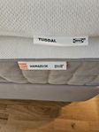 FOR SALE: IKEA säng och madrasser, inklusive bäddmadrass