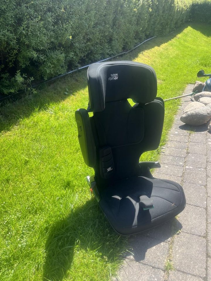 Britax Römer Adventure Plus B...