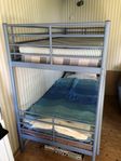 Våningsäng i metall från IKEA 