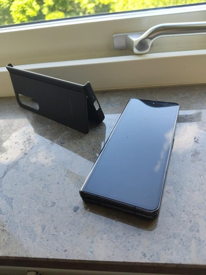Samsung Galaxy z fold 4 