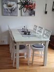 Matsalsbord+stolar