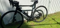 El racer Cannondale Super Six EVO