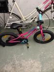 Specialized cykel 16tum