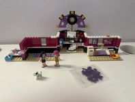 Lego Friends popstjärne-loge 