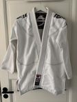Ju-jutsu gi från Ju-Sports