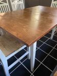 Köksbord med 6 st stolar