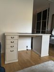 skrivbord Vebjörn från Ikea 