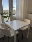 Bord och stolar