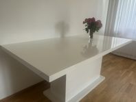 en matbord