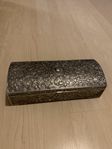 Vintage skrin vit metall 