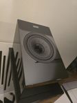 kef r8a