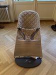 Babybjörn babysitter Sandgrå