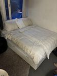 Ikea säng 160 med 2 madrasser och förvaring 