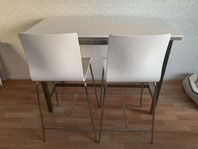 barbord + två barstolar