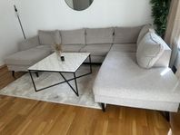 Beige divan soffa från Mio 
