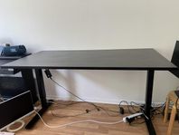 Höj och sänkbar skrivbord 160x80