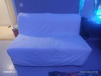 Lycksele bäddsoffa från IKEA.