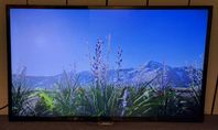 PHILIPS 32" LED FullHD TV i bra skick!