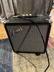 Fender Rumble 15 basförstärkare