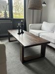 soffbord i valnötsbets  