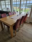 Bortskänkes Matbord o 6 stolar