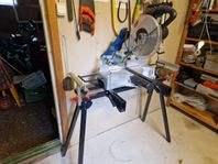 Kap- och geringssåg inkl. stativ/sågbord