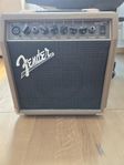 Fender Acoustasonic 15