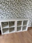 Bortskänkes Vita IKEA bokhyllor