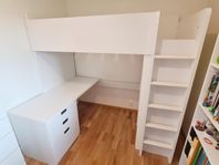 Vit IKEA STUVA loftsäng