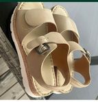 sandaler