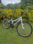 24 tum barncykel 