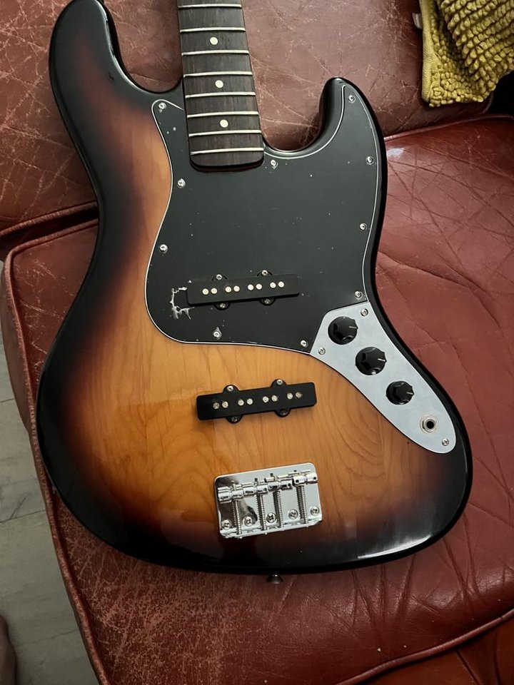Fender Jazz Bass made in Japa...