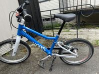 barncykel Woom 3, 16 tum blå
