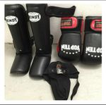 Kampsport utrustning / Boxning utrustning / handskar