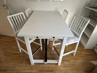 Bord och barstolar från IKEA