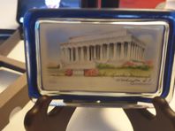 nglasat Lincoln minnesmärke i originalkartong.