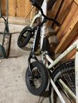 springcykel 12 tum