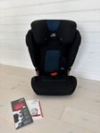 Bilbarnstol - Isofix fästen, framåtvänd