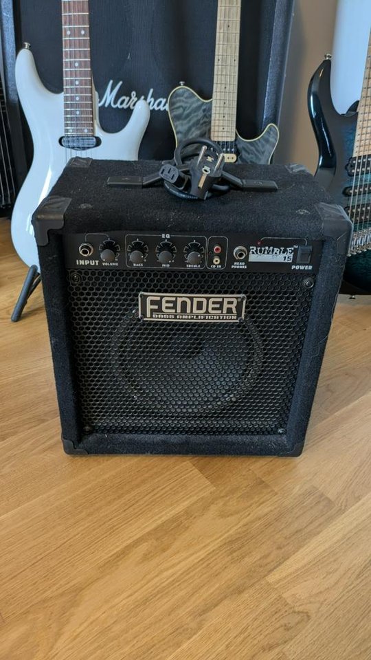 Fender Rumble 15