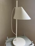Yuh bordslampa