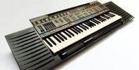 Piano & Synth. Yamaha 4500