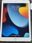 iPad Air 2 + Logitech Tangentbordsskal