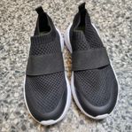 Sneakers, Svart nya stl 31 innermått 20,1
