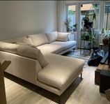 Beige divan soffa