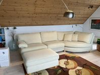 3 sits soffa med fotpall