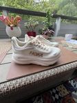 Hoka bondi 9 storlek 39 1/3