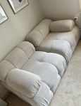 Oanvänd bubblig soffa, beige 