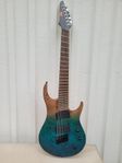 7 strängad fanfret elgitarr